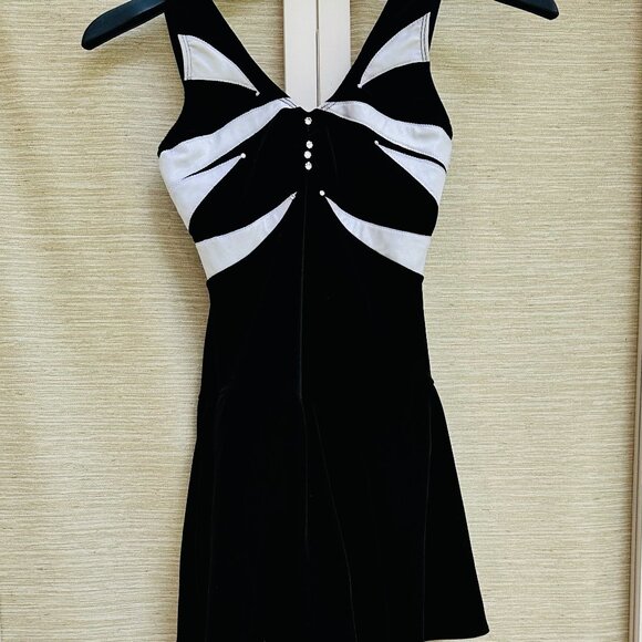 Figure Skating Dress Black and White Velvet with Rhinestones Women's Size XS - Picture 1 of 5